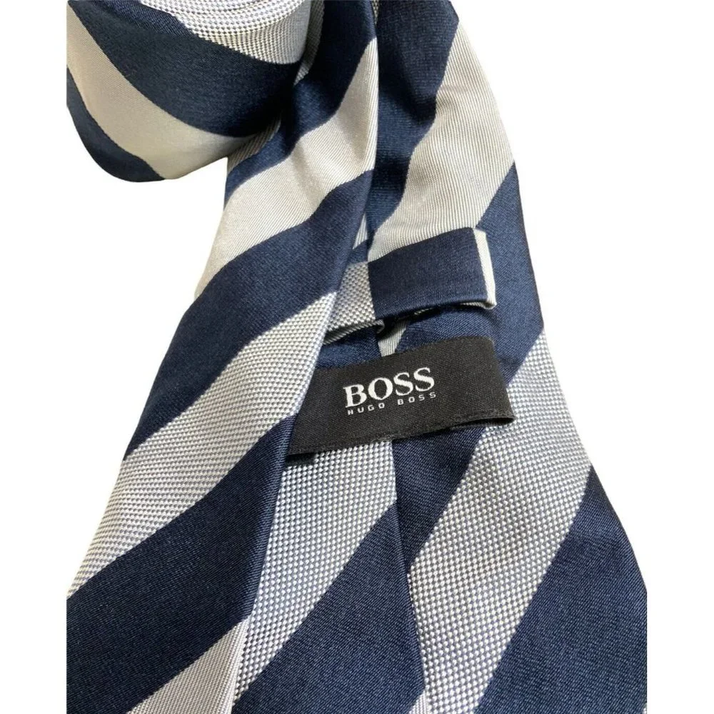 HUGO BOSS Kids White/Blue Striped Silk Tie ITALY 47